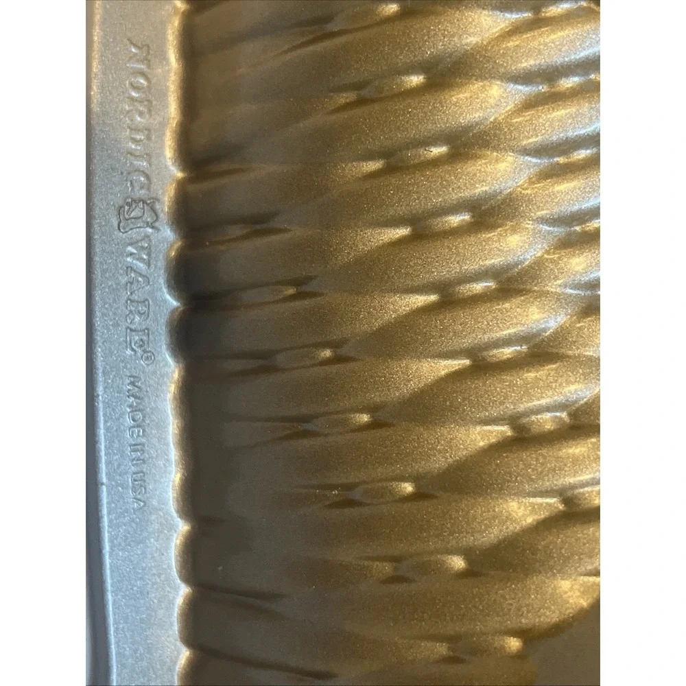 Vintage‎ Nordic Ware Cornucopia Cake Pan 10 Cup Cast Aluminum Harvest USA